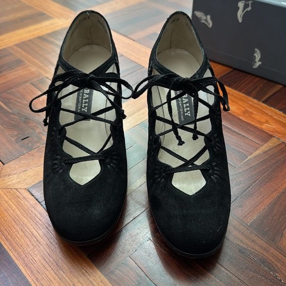 Vintage Bally suede lace-up pumps made in Switzerland Size EU 36.5 E US6 - Picture 4 of 9
